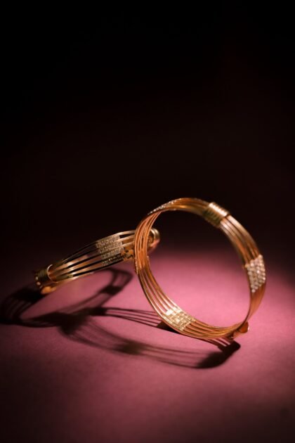TJ 2005 golden ( set 2 )bangle NEW 1