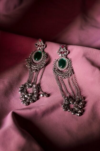 TJ GREEN SILVER EARRING NEW  1