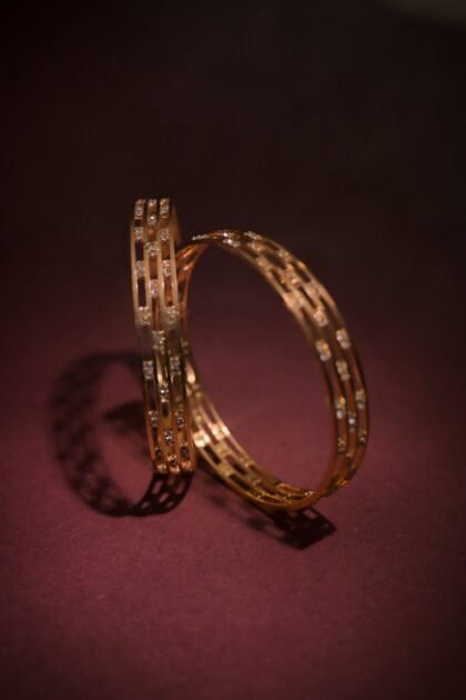 TJ 2004 golden ( set 2 )bangle NEW 1