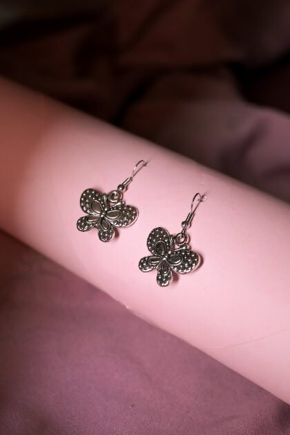 TJ butterfly EARRING NEW  1