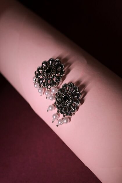TJ 1003 EARRING NEW  1