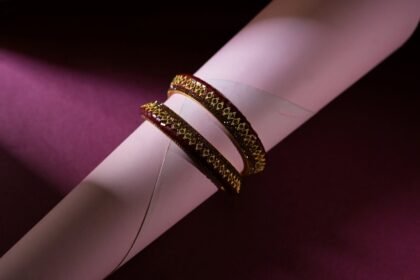TJ 2001 bangle NEW 1
